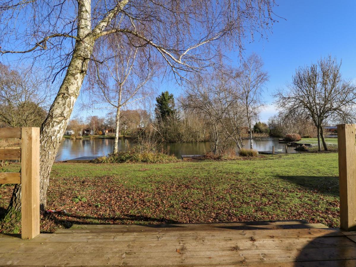 10 Duck Lagoon Tattershall Exterior photo